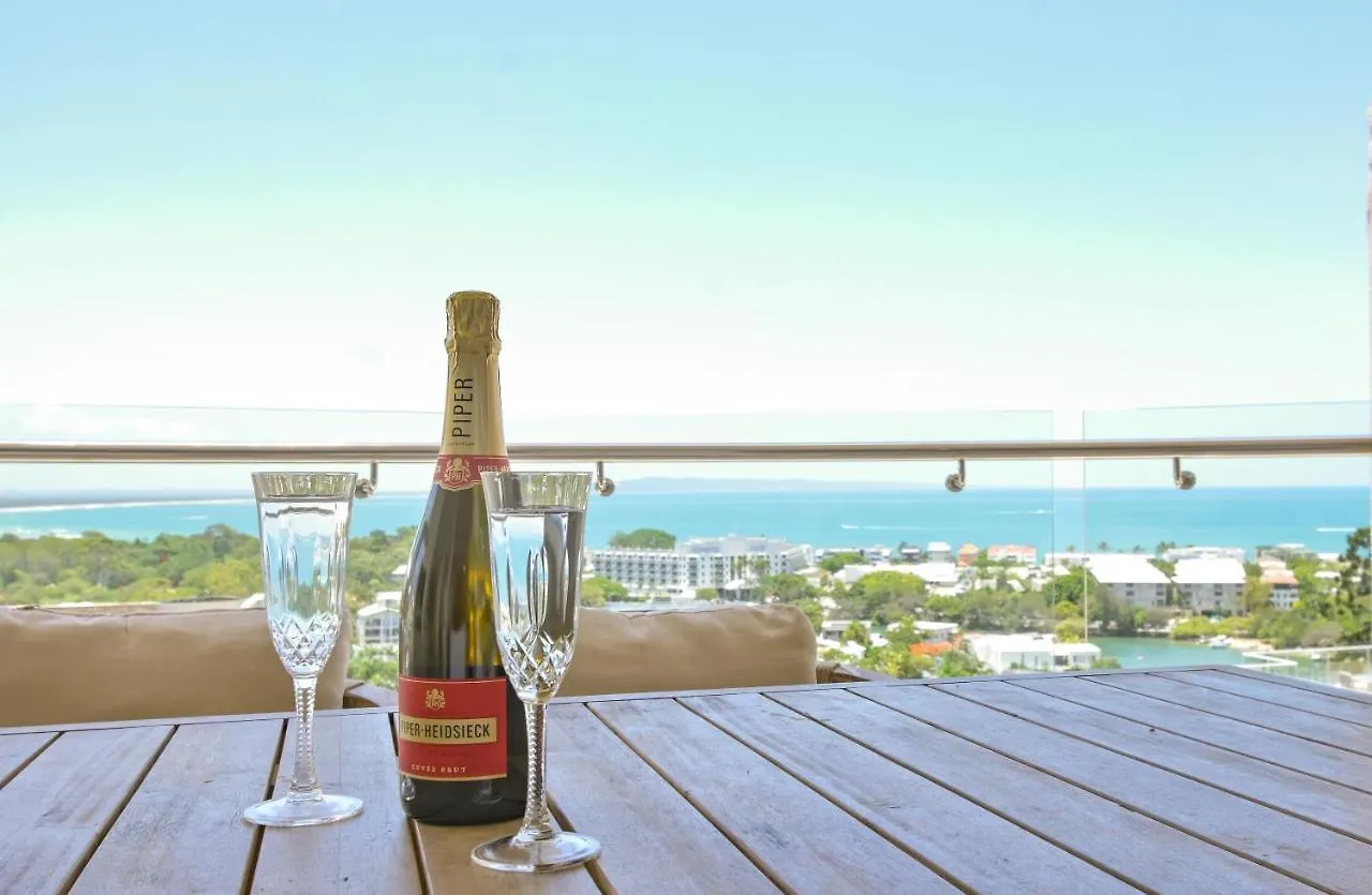 아파트 Noosa Crest Penthouse 40 - Private Rooftop Pool 오스트레일리아
